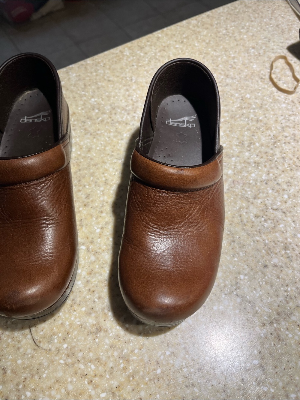 Dansko Brown Leather Slip-On Clogs 7.5 - Picture 4 of 10